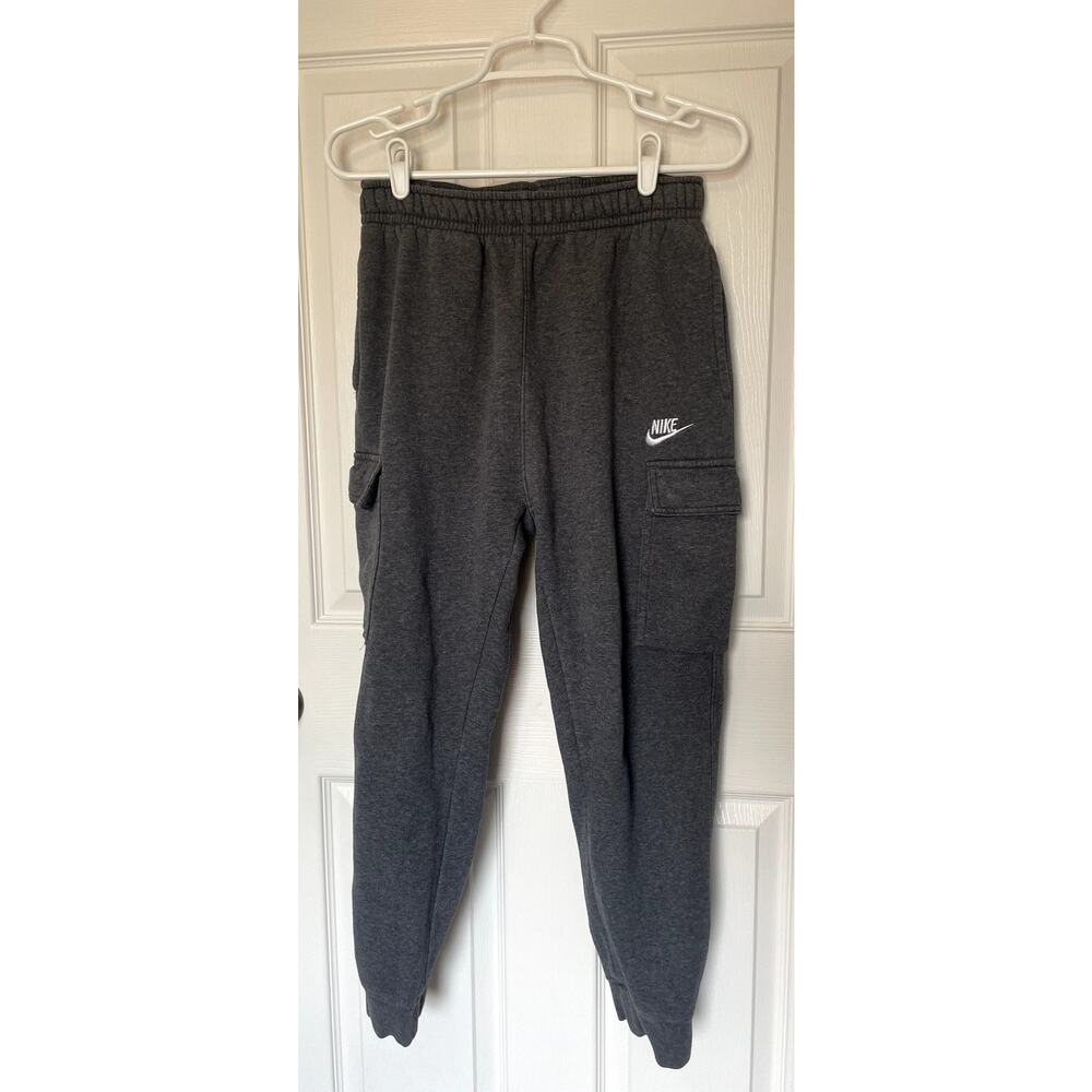 Nike - Jogger Sweatpants - Gray - Athletic Loungewear